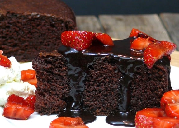 Six Minute Chocolate Cake with Chocolate Balsamic Icing
