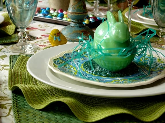 Easter Table Setting  baby chick
