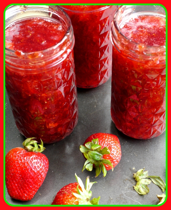 Strawberry Jam with FreshTech by Ball
