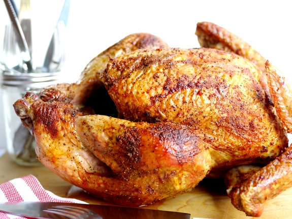 Juicy Smoked Paprika Turkey needs to grace your Fall table 