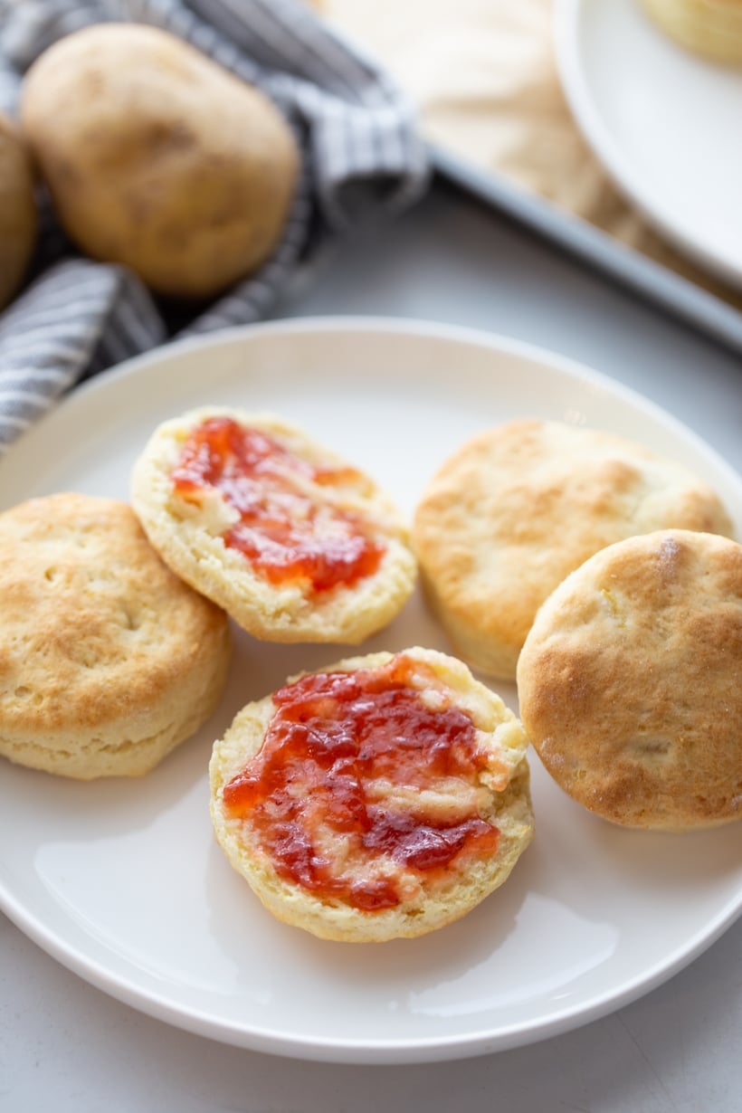 cook's country sour cream biscuits