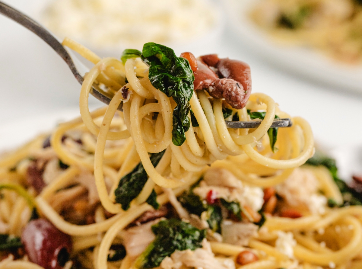 Greek Chicken Pasta - Noble Pig
