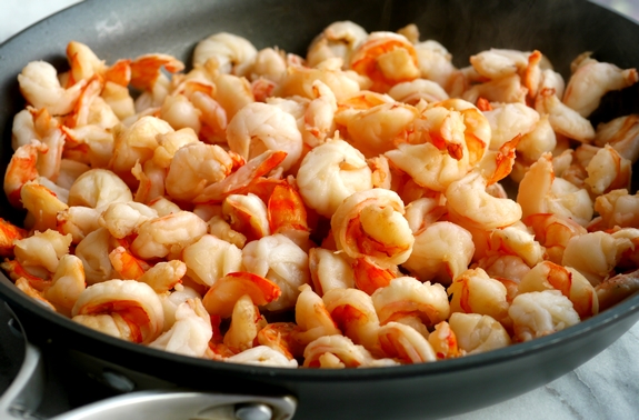 Spicy Thai Shrimp Pasta 