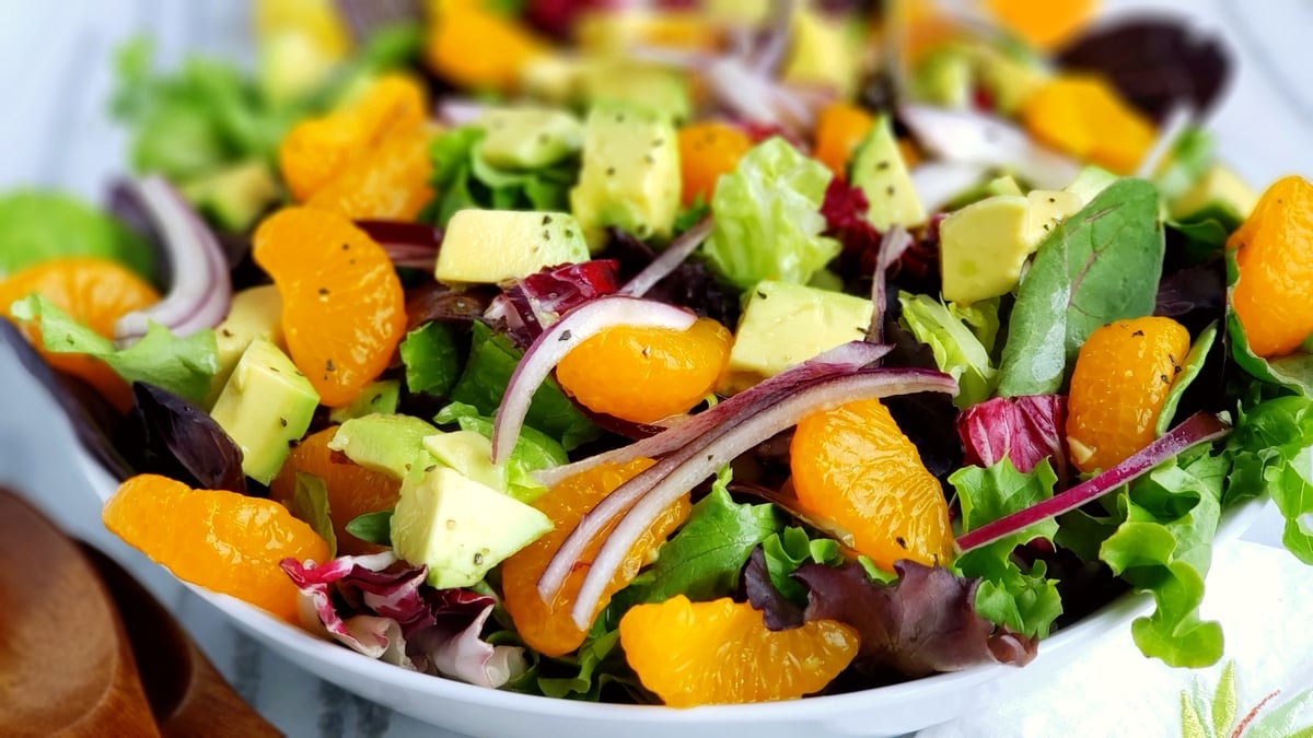 https://noblepig.com/site/wp-content/uploads/2019/05/Orange-and-Avocado-Salad-5.jpg
