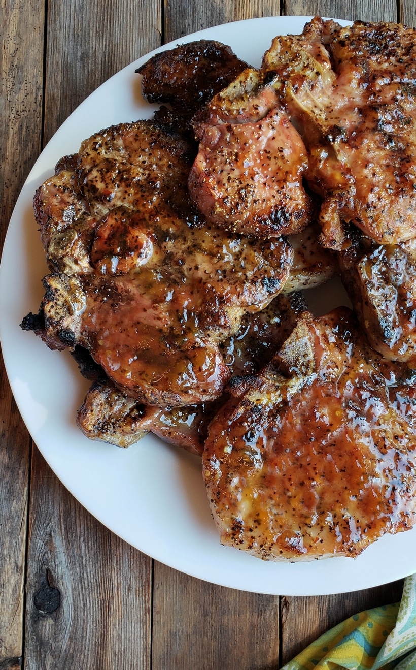 juicy grilled pork chops