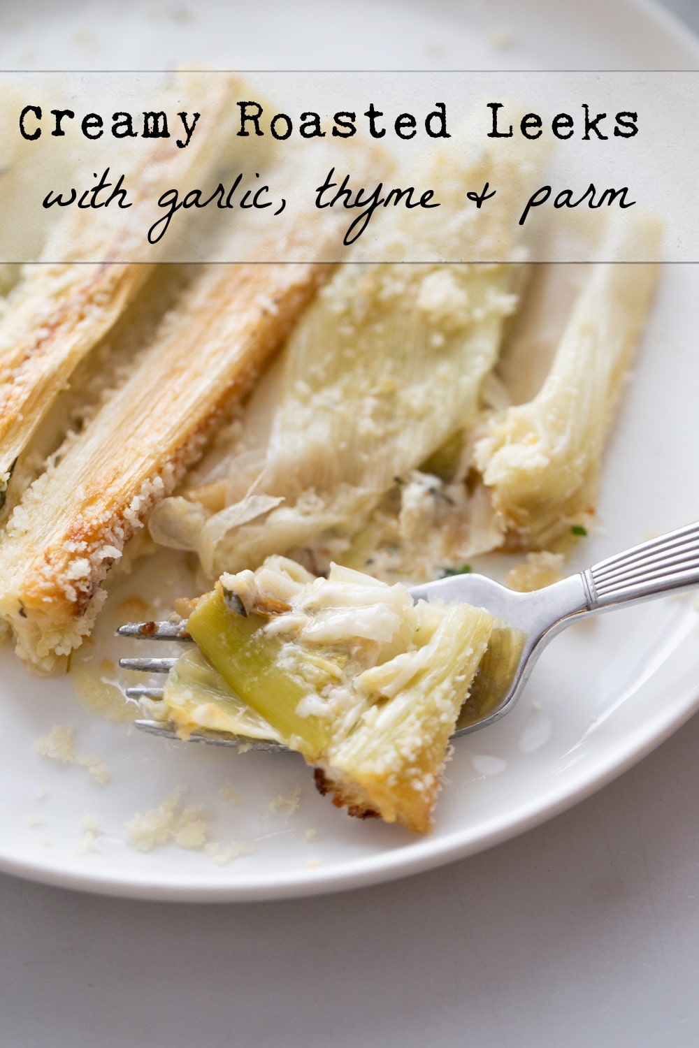 Looking for the perfect side dish? These roasted leeks made in a creamy garlic sauce and seasoned to perfection with thyme and Parmigiano are an unexpected treat. Serve them proudly next to any meat or fish dish as a delicious accompaniment to your meal. via @cmpollak1
