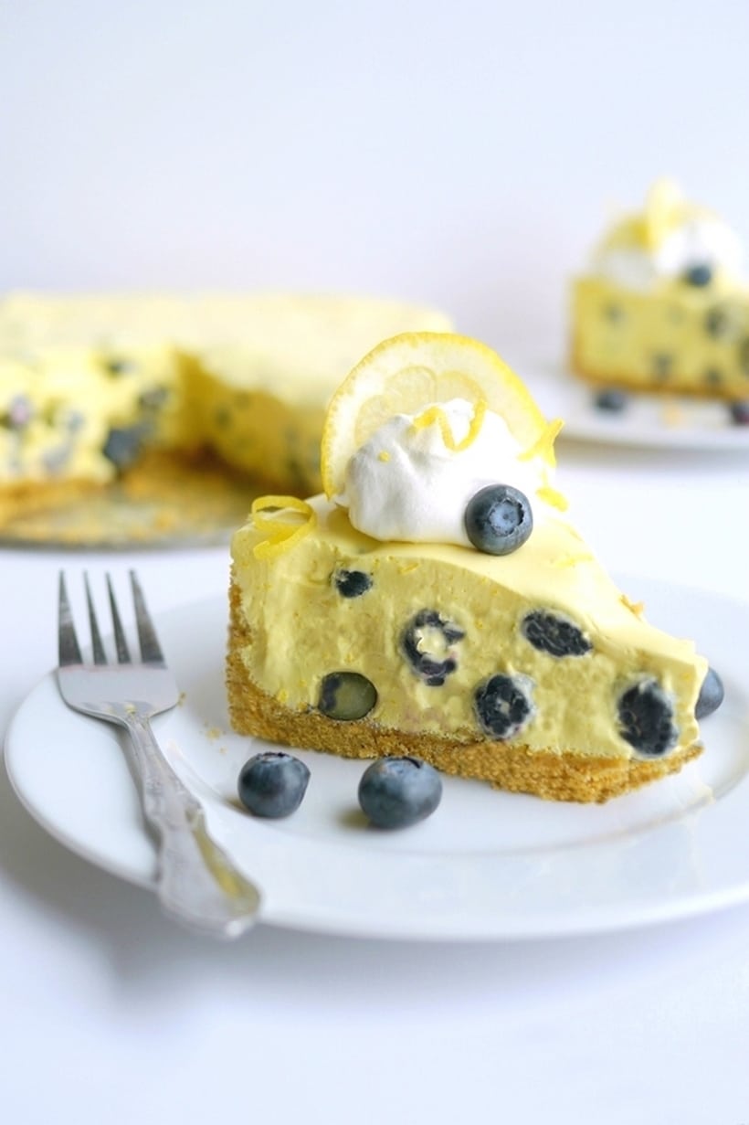 lemon and blueberry pie