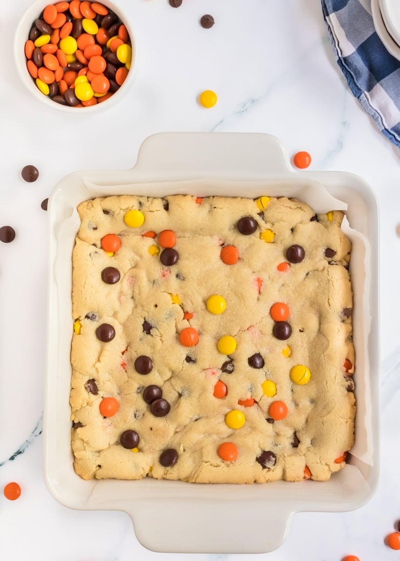 cookie bar with candy