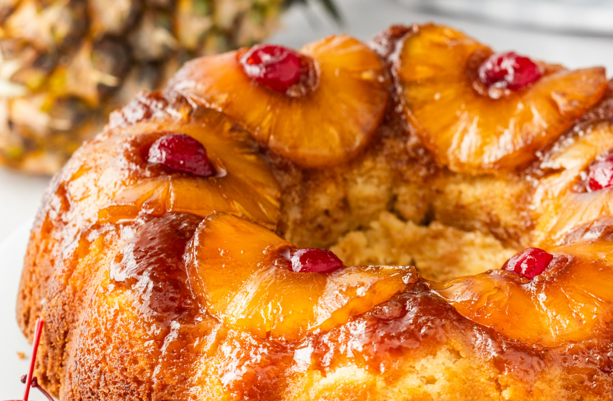 Pineapple Upside Down Cake with Greek Yogurt (Bundt)