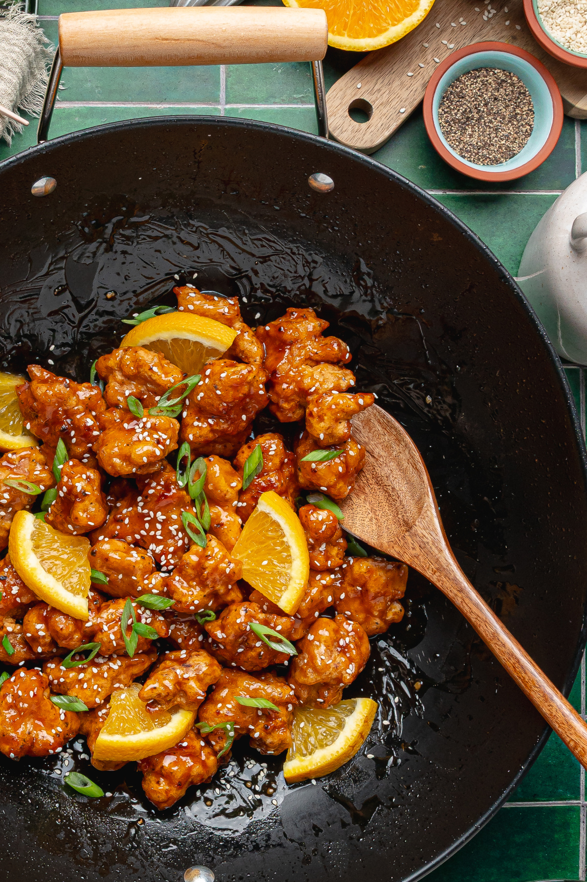 orange-chicken-in-wok