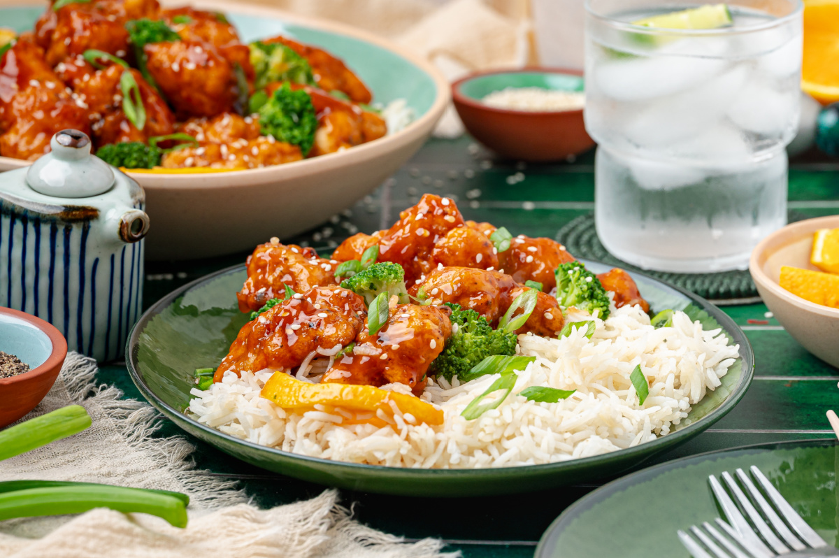 orange-chicken-over-rice-with-broccoli