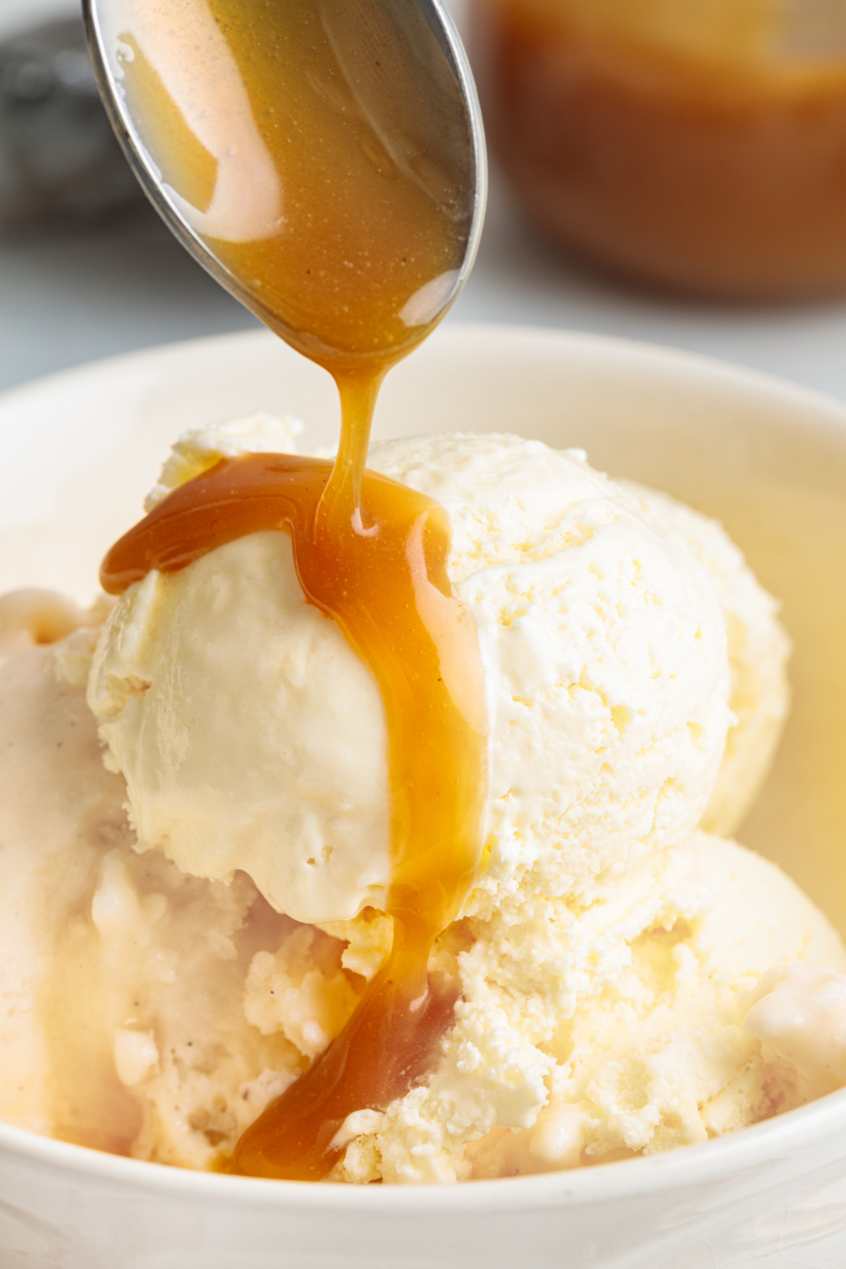 maple-caramel-sauce-over-ice-cream